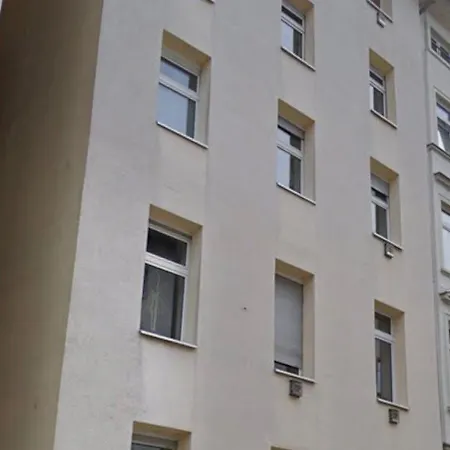 200m2 9 Betten O1 Apartmán Offenbach am Main